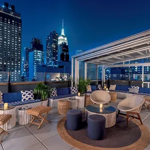 Hilton Fashion District Hotel