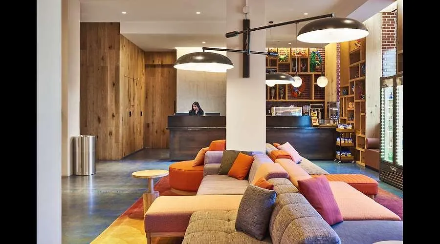 Radio Hotel Nueva York 4*,